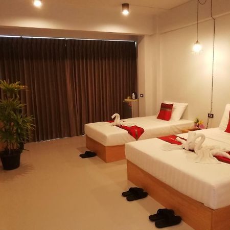 Little Lanna Guesthouse Chiang Mai Bagian luar foto