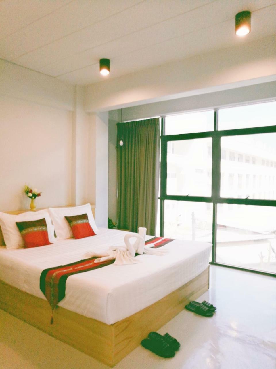 Little Lanna Guesthouse Chiang Mai Bagian luar foto