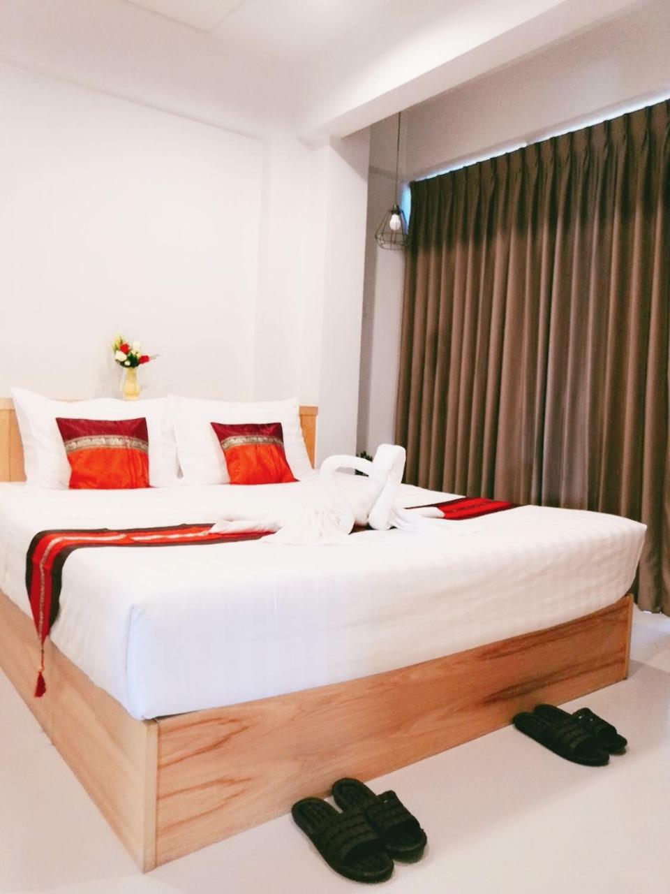 Little Lanna Guesthouse Chiang Mai Bagian luar foto